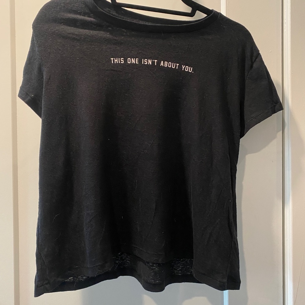 Abercrombie graphic crop tee